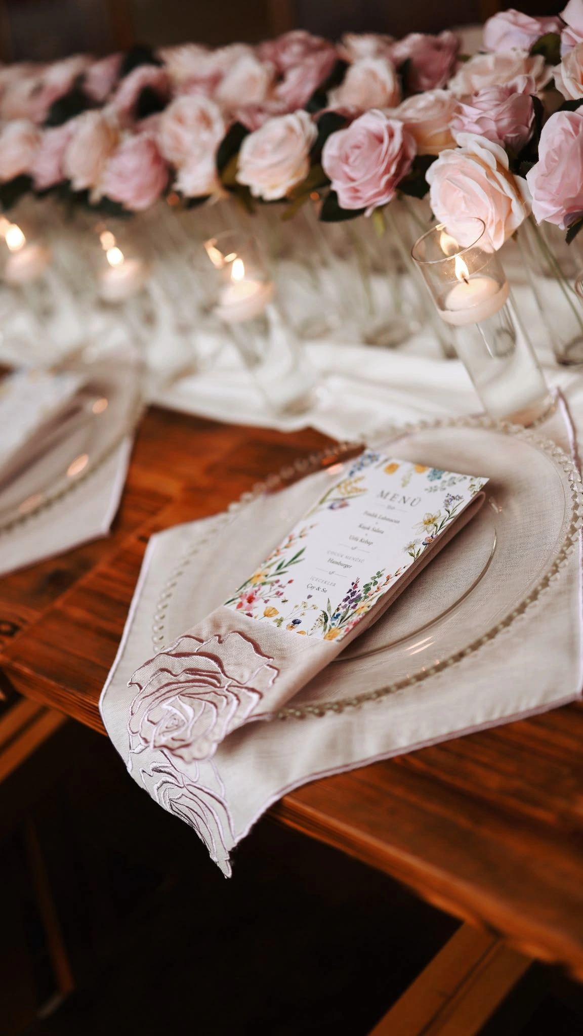 Brick & Blush nişan dekorasyonu, arşiv karesi 12