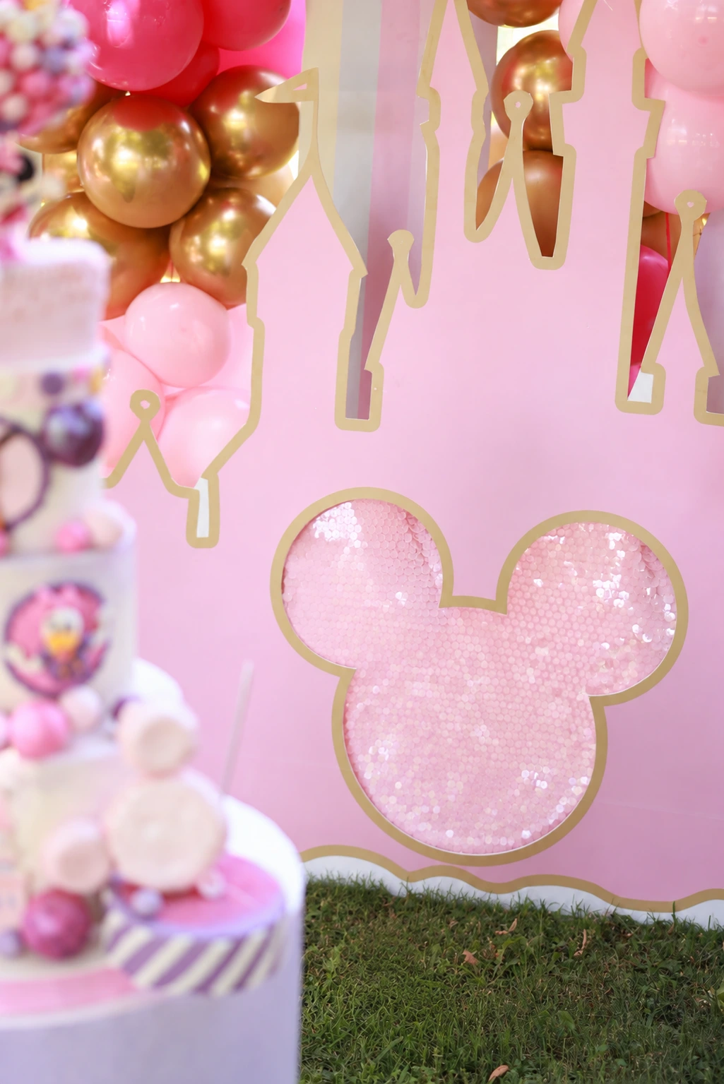 Minnie temalı pembe doğum günü dekoru
